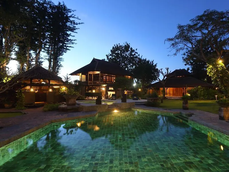 Alindra Villas & Spa Nusa Dua  4*, Nusa Dua (Bali)